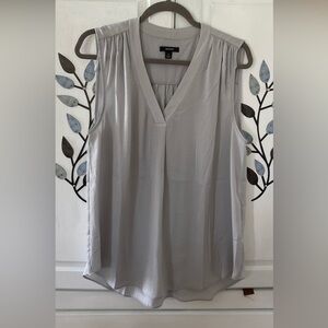 Alfani Light Gray V-Neck Sleeveless Blouse